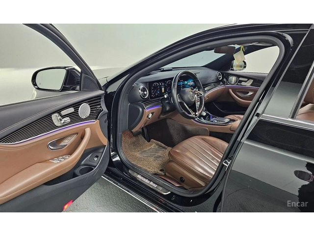 Mercedes-Benz E 450 4MATIC* BURMESTER* ОБДУХВАНЕ* ДИСТРОНИК* ХЕДЪП* 36 - автомобили, коли, обяви за нови и употребявани 4