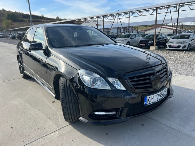 Mercedes-Benz E 50 AMG 4.7bi-turbo - автомобили, коли, обяви за нови и употребявани 8