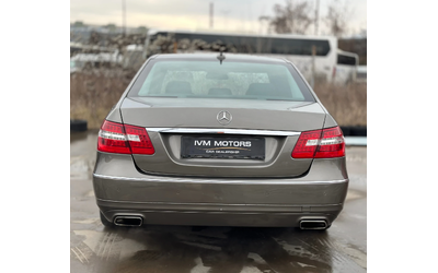 mercedes-benz-e-500 - 4