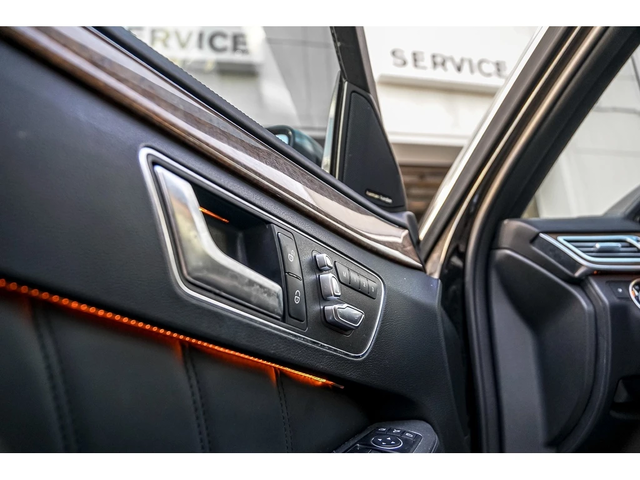 Mercedes-Benz E 500 4MATIC* КОжа* Подгрев* Обдухване* Кейлес* Blind Sp - автомобили, коли, обяви за нови и употребявани 9