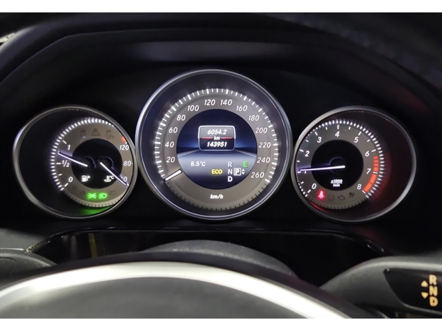 Mercedes-Benz E 500 КОжа* Подгрев* Обдухване* CARFAX - автомобили, коли, обяви за нови и употребявани 7