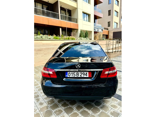 Mercedes-Benz E 500 4Matic/ - автомобили, коли, обяви за нови и употребявани 4