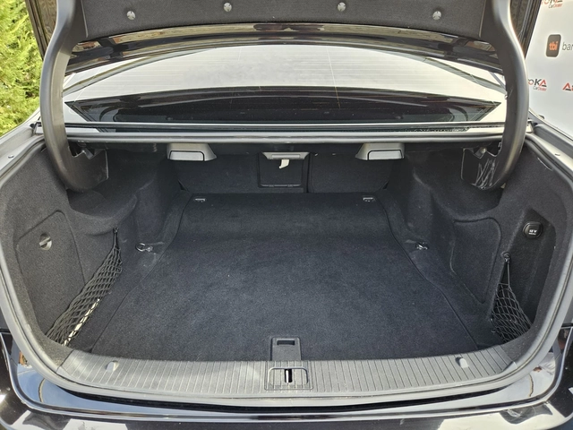 Mercedes-Benz E 500 388кс= ГАЗ= DISTRONIC= KEYLESS= H&K= ОБДУХВАНЕ - автомобили, коли, обяви за нови и употребявани 9