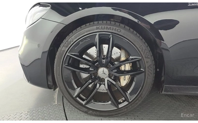 mercedes-benz-e-53-amg - 4