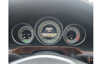 Mercedes-Benz E 55 * 550 * CARFAX * ЦЕНА ДО БГ - автомобили, коли, обяви за нови и употребявани 12