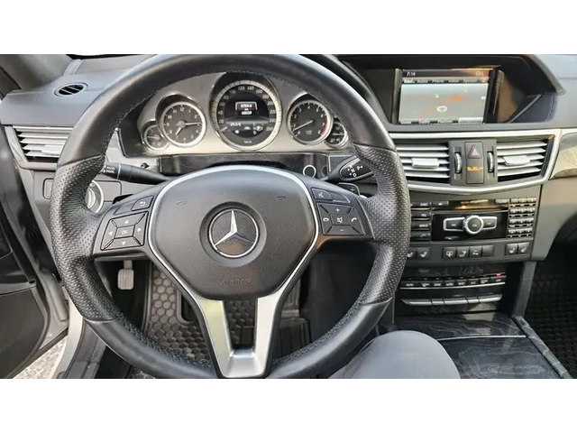 Mercedes-Benz E 55 БЕЗ ИНЦ * ОБДУХВАНЕ * ПАНОРАМА * РЕАЛНИ КМ - автомобили, коли, обяви за нови и употребявани 12