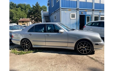 mercedes-benz-e-55-amg - 2