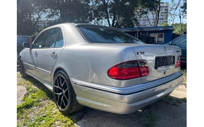 mercedes-benz-e-55-amg - 3