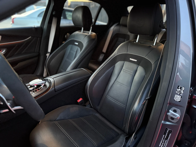 Mercedes-Benz E 63 AMG S* 4MATIC+ * BURMESTER* PANO* 360* - автомобили, коли, обяви за нови и употребявани 9