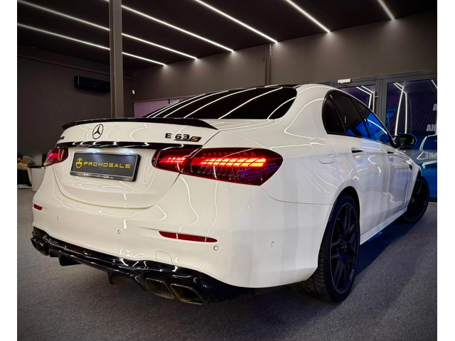Mercedes-Benz E 63 AMG S* 4Matic* Burm* Панорама* Лизинг - автомобили, коли, обяви за нови и употребявани 5