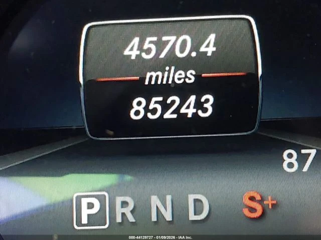 Mercedes-Benz E 63 AMG S 4MATIC* КОжа* Подгрев* BLIND Spot* ВИДЕО на МОТО - автомобили, коли, обяви за нови и употребявани 14