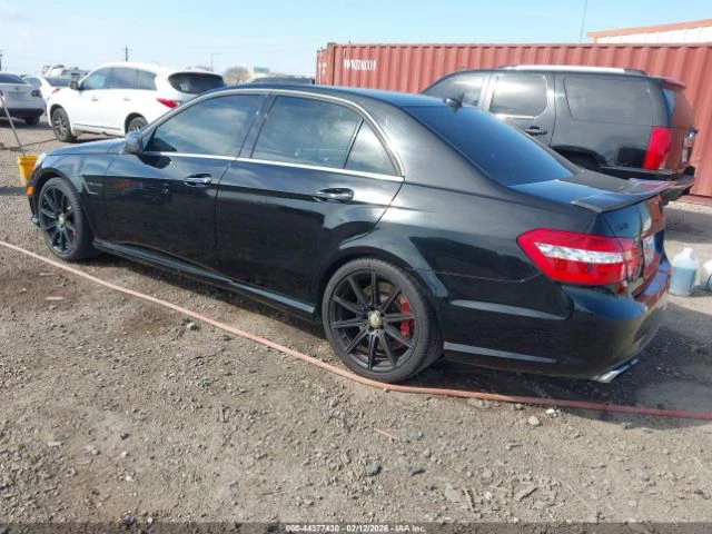 Mercedes-Benz E 63 AMG КОжа* Подгрев* Обдухване* Кейлес* Blind Spot* - автомобили, коли, обяви за нови и употребявани 2