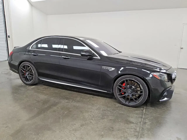 Mercedes-Benz E 63 AMG - автомобили, коли, обяви за нови и употребявани 3