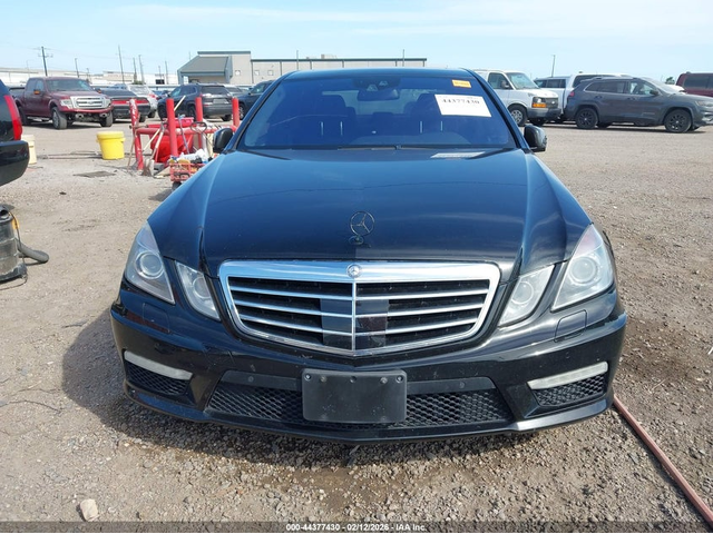Mercedes-Benz E 63 AMG 5.5L V-8 DI, DOHC, VVT, TURBO, 518HP Rear Wheel Drive - автомобили, коли, обяви за нови и употребявани 11