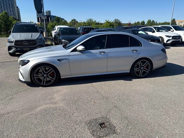 Mercedes-Benz E 63 AMG S / CARFAX - автомобили, коли, обяви за нови и употребявани 2