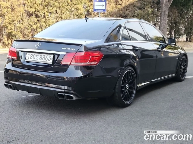 Mercedes-Benz E 63 AMG ШИБЕДАХ| ПЕРА| ИНСПЕКЦИЯ! - автомобили, коли, обяви за нови и употребявани 1
