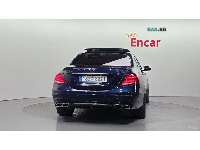 Mercedes-Benz E 63 AMG 4MATIC+ * HUD* 360* КОЖА* ОБДУХВ* ПАНО - автомобили, коли, обяви за нови и употребявани 3