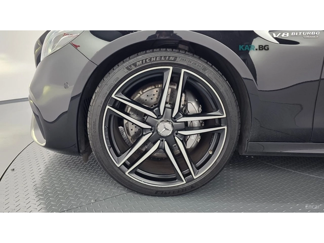 Mercedes-Benz E 63 AMG 4MATIC+ * КОЖА* ОБДУХВ* ПАНО* НАВИ* МАСАЖИ - автомобили, коли, обяви за нови и употребявани 4