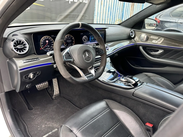Mercedes-Benz E 63 AMG S* 4MATIC+ * PTG TUNING 900к.с.* - автомобили, коли, обяви за нови и употребявани 7