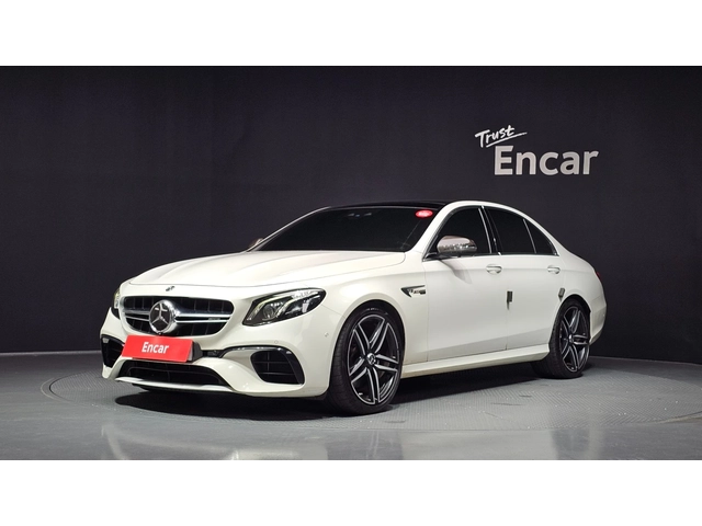 Mercedes-Benz E 63 AMG 4MATIC+ - автомобили, коли, обяви за нови и употребявани 0