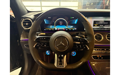 Mercedes-Benz E-Class AMG E 63 S 4MATIC+ Sedan*XTREMELY LOW KMS*11 DEALER SERVICE RECS*850 HP!* All Wheel Drive - автомобили, коли, обяви за нови и употребявани 11