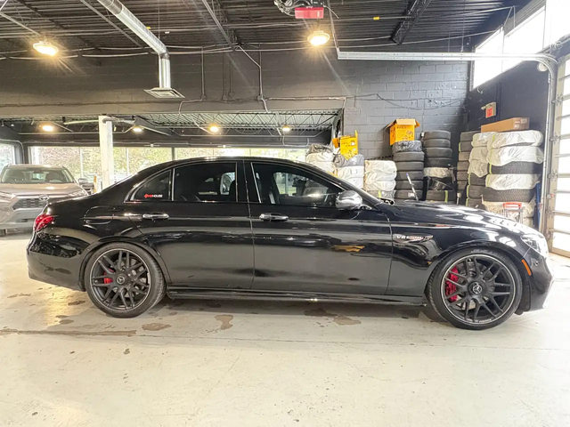 Mercedes-Benz E-Class AMG E 63 S 4MATIC+ Sedan*XTREMELY LOW KMS*11 DEALER SERVICE RECS*850 HP!* All Wheel Drive - автомобили, коли, обяви за нови и употребявани 2