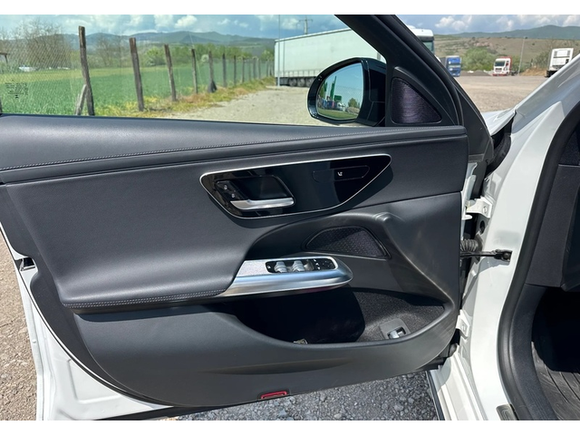 Mercedes-Benz E E 200 AMG-Line - автомобили, коли, обяви за нови и употребявани 6