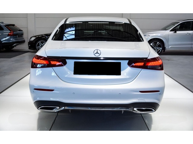 Mercedes-Benz E E 220d 4Matic AMG Line - автомобили, коли, обяви за нови и употребявани 4