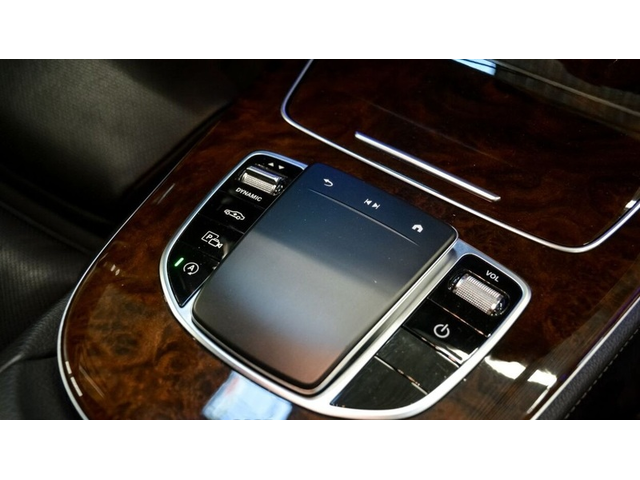 Mercedes-Benz E E 220d 4Matic AMG Line - автомобили, коли, обяви за нови и употребявани 9