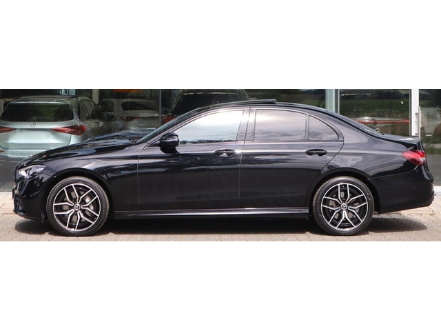 Mercedes-Benz E E 300e 4Matic AMG Line - автомобили, коли, обяви за нови и употребявани 1
