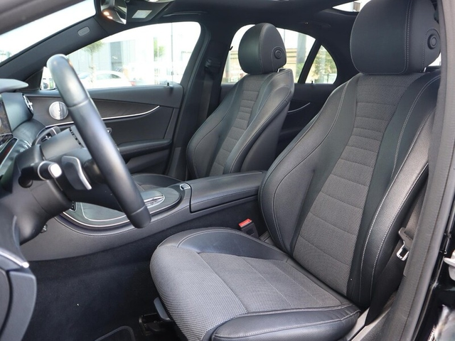 Mercedes-Benz E E 300e 4Matic AMG Line - автомобили, коли, обяви за нови и употребявани 3