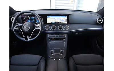 mercedes-benz-e-e-300e-4matic-amg-line - 4
