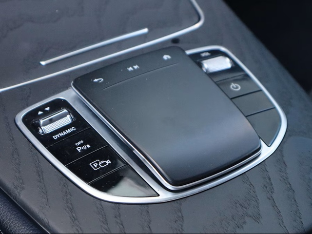 Mercedes-Benz E E 300e 4Matic AMG Line - автомобили, коли, обяви за нови и употребявани 8