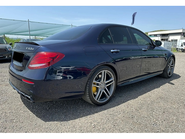 Mercedes-Benz E E 63 AMG 4Matic+ - автомобили, коли, обяви за нови и употребявани 3