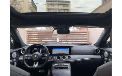 Mercedes-Benz E400 E400 - автомобили, коли, обяви за нови и употребявани 10