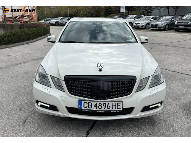 Mercedes-Benz E550 5.5i 388 к.с. 4matic/ГАРАНЦИЯ 6 МЕСЕЦА - автомобили, коли, обяви за нови и употребявани 6