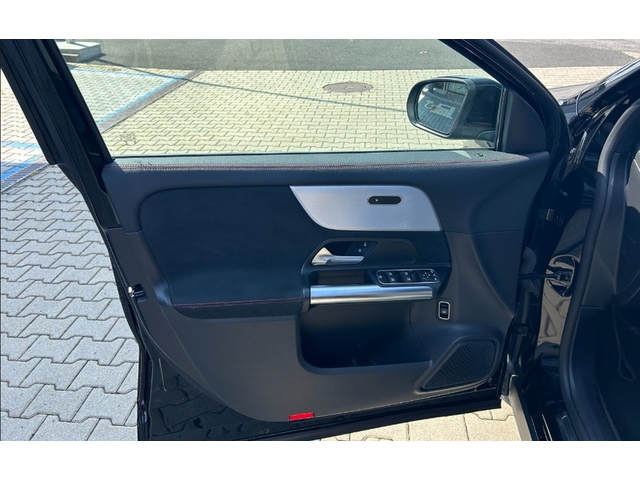 Mercedes-Benz EQA EQA 250
 AMG Line - автомобили, коли, обяви за нови и употребявани 5