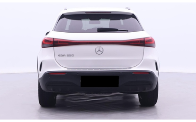 mercedes-benz-eqa-eqa-250-amg-line - 2