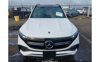 mercedes-benz-eqb - 1