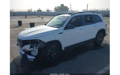 mercedes-benz-eqb - 1