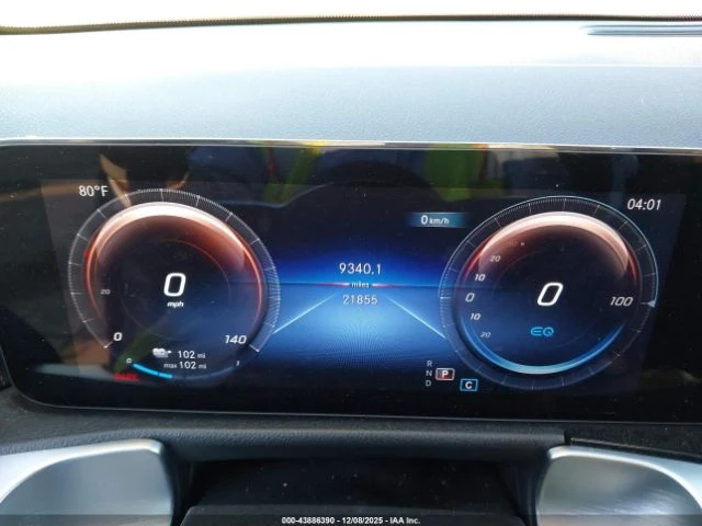 Mercedes-Benz EQB - автомобили, коли, обяви за нови и употребявани 6