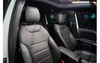 Mercedes-Benz EQB 300 4MATIC BURMEISTER ПАНОРАМА 360 ЛИЗИНГ 100% - автомобили, коли, обяви за нови и употребявани 11