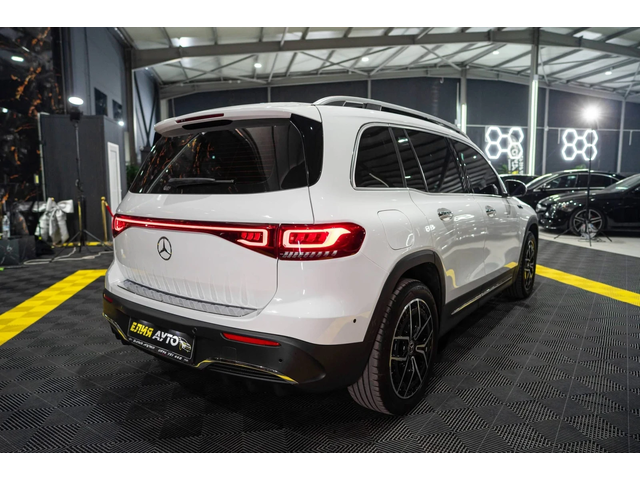 Mercedes-Benz EQB 300 4MATIC BURMEISTER ПАНОРАМА 360 ЛИЗИНГ 100% - автомобили, коли, обяви за нови и употребявани 9