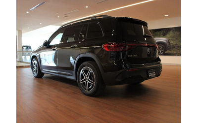 mercedes-benz-eqb - 4