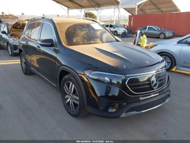 Mercedes-Benz EQB 4MATIC* КОжа* Подгрев* Обдухване* ФИКСИРАНА ЦЕНА - автомобили, коли, обяви за нови и употребявани 0