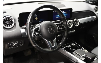 mercedes-benz-eqb - 4