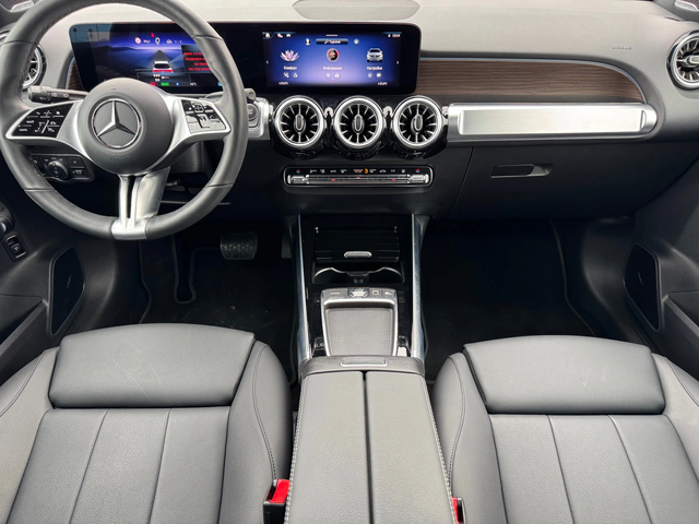 Mercedes-Benz EQB 300/Progresivei+ Night Adv Paket - автомобили, коли, обяви за нови и употребявани 14