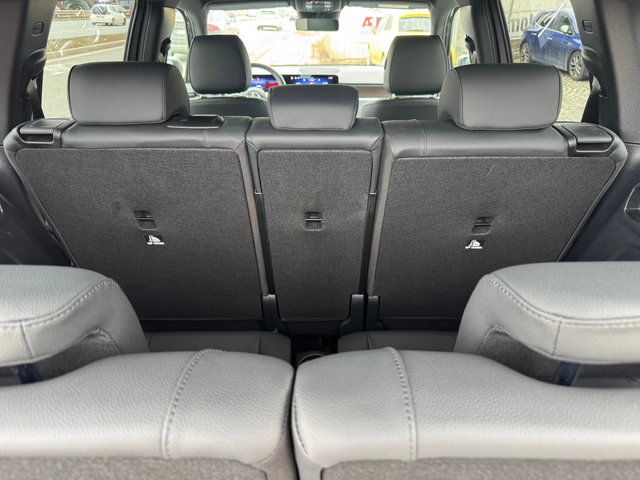 Mercedes-Benz EQB 300/Progresivei+ Night Adv Paket - автомобили, коли, обяви за нови и употребявани 15