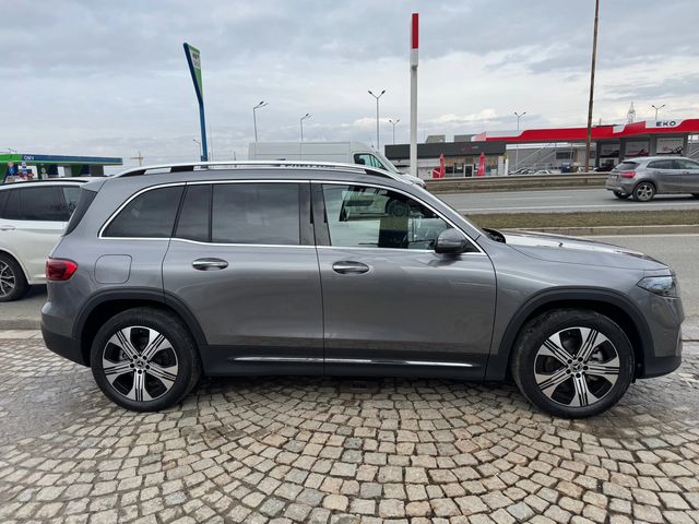 Mercedes-Benz EQB 300/Progresivei+ Night Adv Paket - автомобили, коли, обяви за нови и употребявани 4