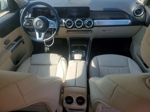 Mercedes-Benz EQB 300 4MATIC - автомобили, коли, обяви за нови и употребявани 7